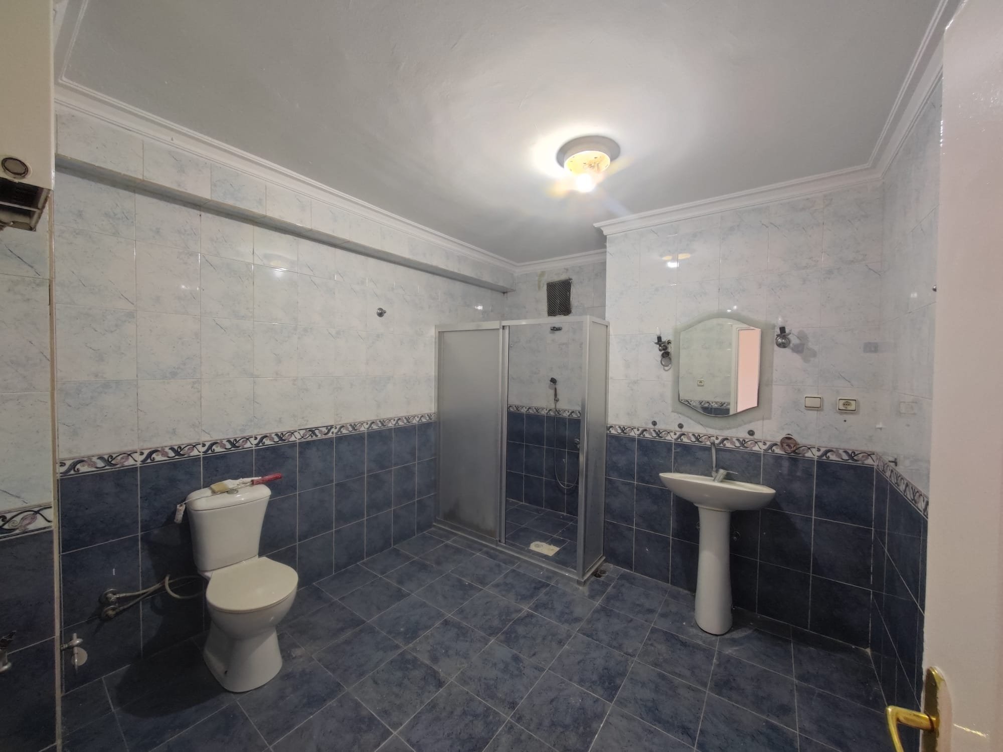 ŞÜKRÜPAŞA'DA KİRALIK DAİRE